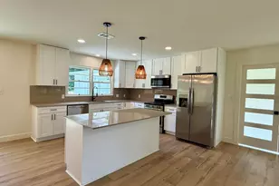 1800 N Baylen St, Pensacola, FL 32501 - Photo 28