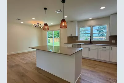 1800 N Baylen St, Pensacola, FL 32501 - Photo 24