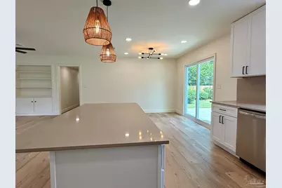 1800 N Baylen St, Pensacola, FL 32501 - Photo 38