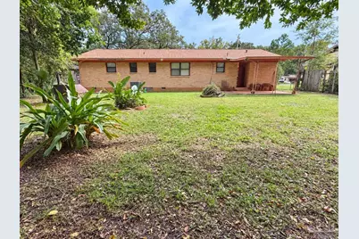 648 Berkley Dr, Pensacola, FL 32503 - Photo 20
