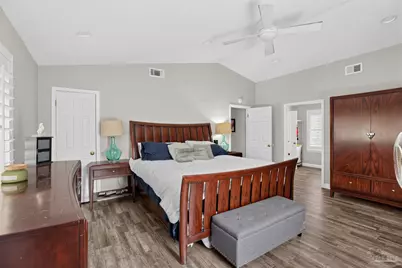 1834 W Smugglers Cove Dr, Gulf Breeze, FL 32563 - Photo 20