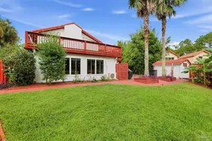 1834 W Smugglers Cove Dr, Gulf Breeze, FL 32563 - Photo 8