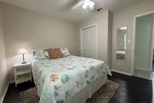 5631 Galvez Rd, Pensacola, FL 32507 - Photo 20