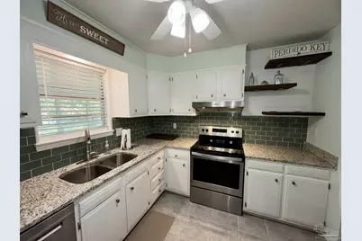 5631 Galvez Rd, Pensacola, FL 32507 - Photo 12