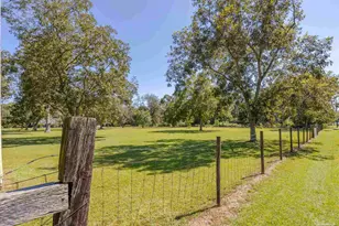 9820 Bridlewood Rd, Pensacola, FL 32526 - Photo 10