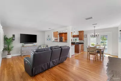103 San Carlos Ave, Gulf Breeze, FL 32561 - Photo 12