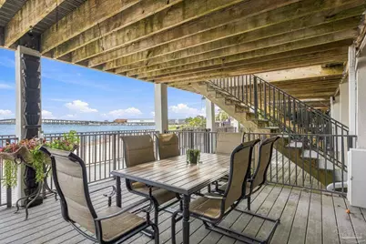 1191 Gulf Breeze Pkwy, Gulf Breeze, FL 32561 - Photo 52