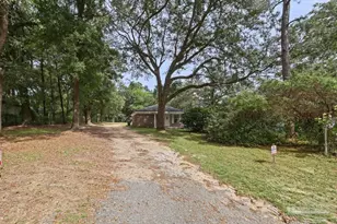 2040 E Roberts Rd, Pensacola, FL 32534 - Photo 2