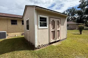 903 N 74th Ave, Pensacola, FL 32506 - Photo 6