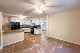 5891 Avondale Rd, Pensacola, FL 32526 - Photo 4