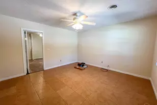 5891 Avondale Rd, Pensacola, FL 32526 - Photo 2