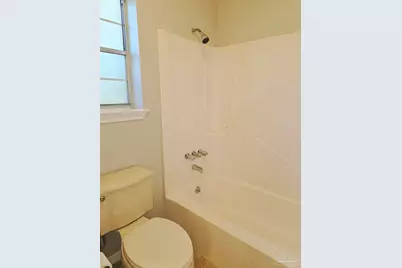 6640 Dallas Ave, Pensacola, FL 32526 - Photo 10