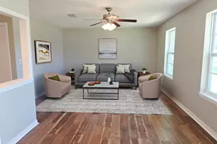 6640 Dallas Ave, Pensacola, FL 32526 - Photo 2