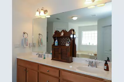 2247 Smallwood Dr, Navarre, FL 32566 - Photo 28