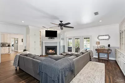 1351 Players Club Cir, Gulf Breeze, FL 32563 - Photo 6