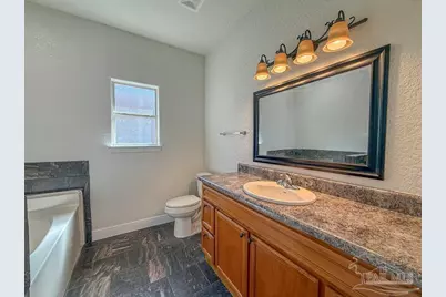 6021 Champion Oaks Dr, Pensacola, FL 32526 - Photo 12