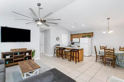 8410 Jarmen Ln, Pensacola, FL 32534 - Photo 12