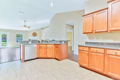 750 Mohegan Cir, Cantonment, FL 32533 - Photo 2