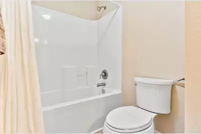 750 Mohegan Cir, Cantonment, FL 32533 - Photo 16