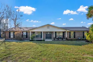 1519 Oak Shore Dr, Gulf Breeze, FL 32563 - Photo 1