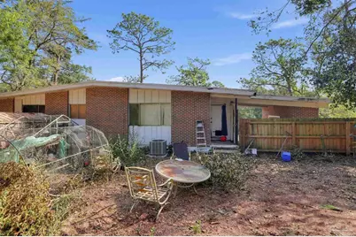 5063 Springhill Dr, Pensacola, FL 32503 - Photo 6