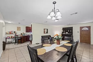 506 Dartmoor Ln, Pensacola, FL 32514 - Photo 8