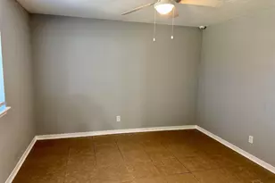 5861 Avondale Rd, Pensacola, FL 32526 - Photo 2