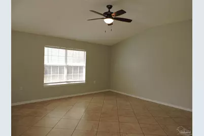 10162 Crest Ridge Dr, Pensacola, FL 32514 - Photo 4