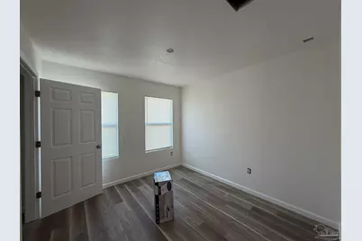 3272 Damon Dr, Milton, FL 32583 - Photo 8