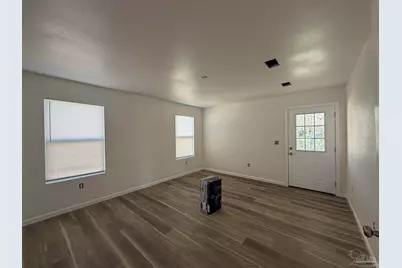 3272 Damon Dr, Milton, FL 32583 - Photo 10