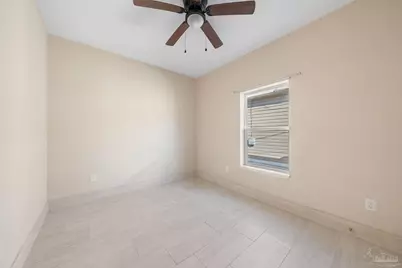 2425 E Johnson Ave #C, Pensacola, FL 32514 - Photo 10