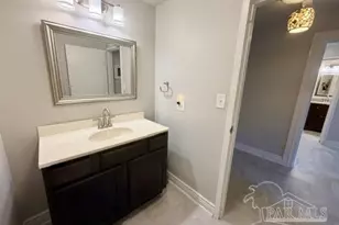 224 E Garden St, Pensacola, FL 32502 - Photo 6