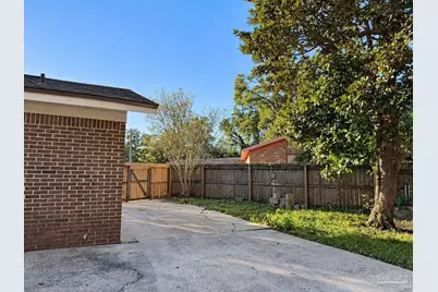 7624 Las Vegas Ln, Pensacola, FL 32534 - Photo 20