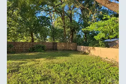 7624 Las Vegas Ln, Pensacola, FL 32534 - Photo 18