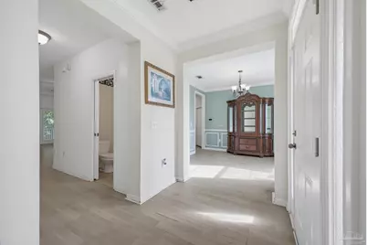 110 Alicia Dr, Crestview, FL 32536 - Photo 2