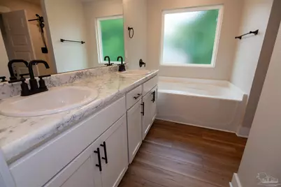387 Hancock Ln, Pensacola, FL 32503 - Photo 26