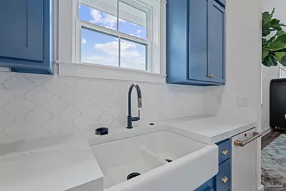 1216 N 8th Ave, Pensacola, FL 32503 - Photo 14