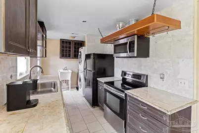 5755 Santa Monica St, Milton, FL 32583 - Photo 4