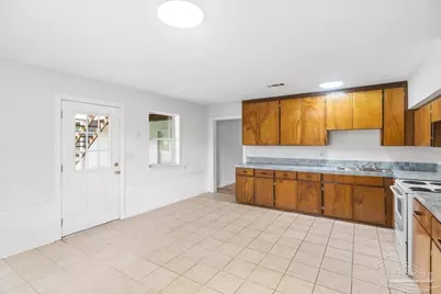 1886 Lodgepole Dr, Milton, FL 32583 - Photo 40