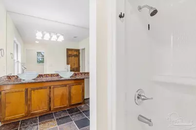 1886 Lodgepole Dr, Milton, FL 32583 - Photo 16