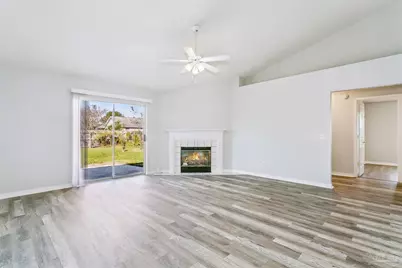 1943 Coral Island Rd, Pensacola, FL 32506 - Photo 10