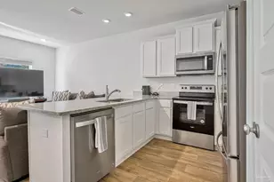 1525 Farragut Way, Pensacola, FL 32534 - Photo 2