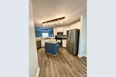 2784 Shoni Dr, Navarre, FL 32566 - Photo 8