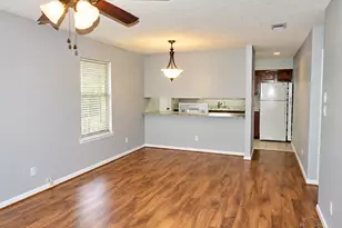 1310 Pinnacle Dr, Pensacola, FL 32504 - Photo 6