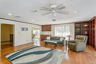 11814 Chanticleer Dr, Pensacola, FL 32507 - Photo 10