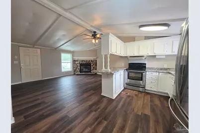 8676 Sharon Ln, Pensacola, FL 32526 - Photo 6