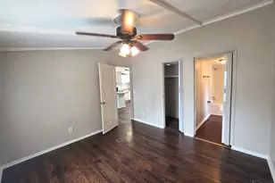 8676 Sharon Ln, Pensacola, FL 32526 - Photo 12