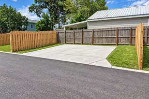 410 W Wright St, Pensacola, FL 32501 - Photo 8