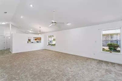 3849 Windsor Castle Blvd, Milton, FL 32583 - Photo 6