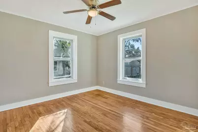 2071 W Chase St, Pensacola, FL 32502 - Photo 16